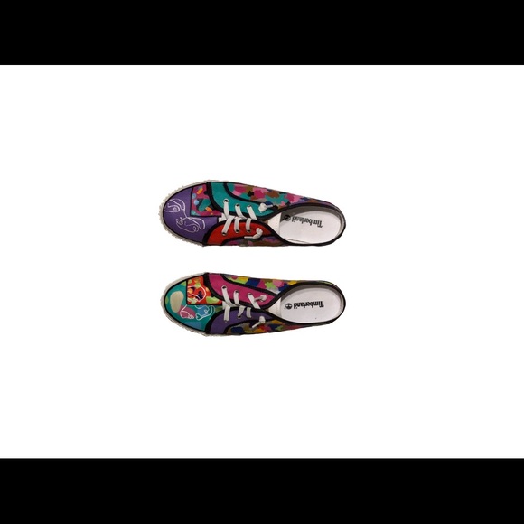 Abstract shoes - Picture 2 of 3